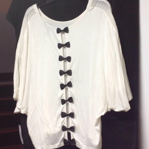 Cream top Jessica Simpson NWT - Picture 2 of 6